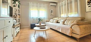 Location Maison  Estacion altafulla. Casa adosada de 3 dormitorios con terraza privada, temporada sep
