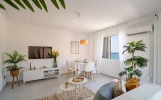 Piso  Arce ochotorena. Piso de 3 habitaciones, terraza, vistas exclusivas al mar y al a