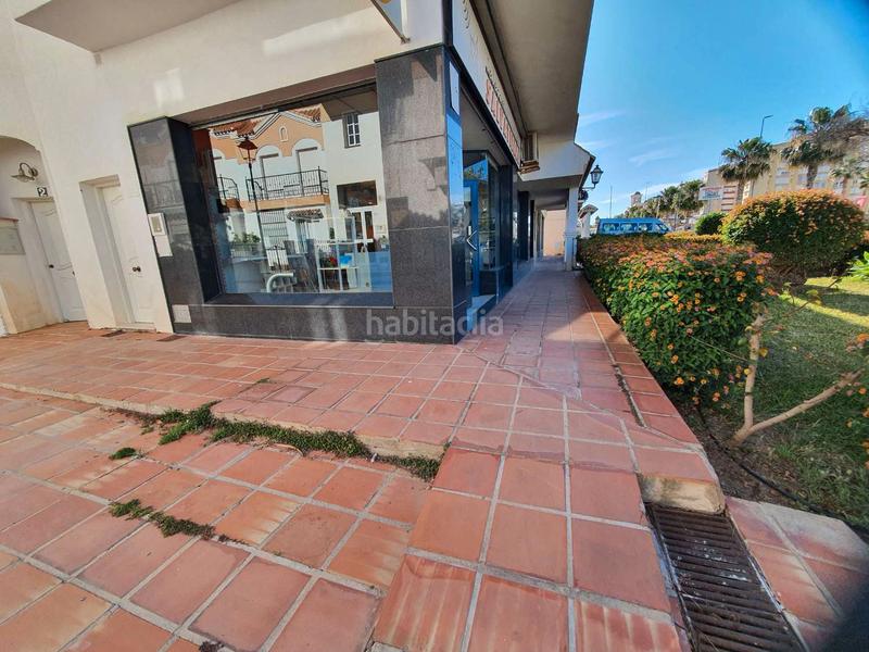 Foto f846c775-f172-4798-954e-094f74576767. Local comercial a Urbanización Santa Rosa Torrox
