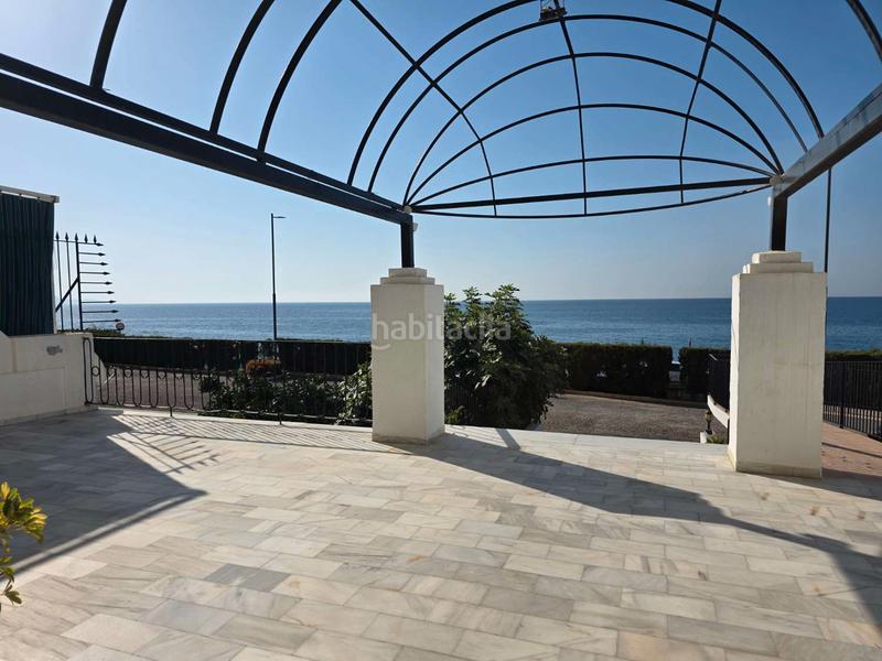 Foto 8532e082-449f-44ba-8444-2ff99c25c894. Appartement avec parking dans Laguna Beach Torrox