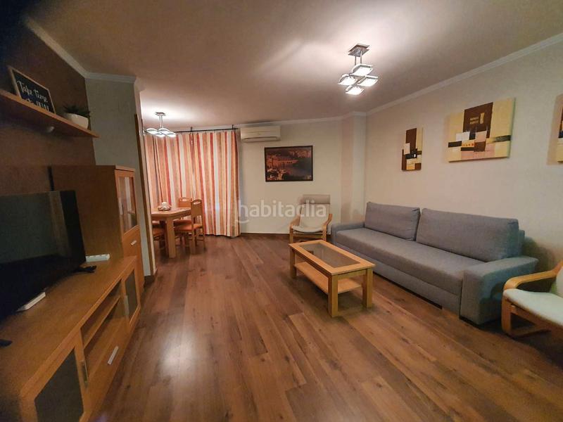 Foto 368921ee-fe34-4594-a294-70e5f3133159. Alquiler apartamento en n/a 85 en Centro Internacional Torrox