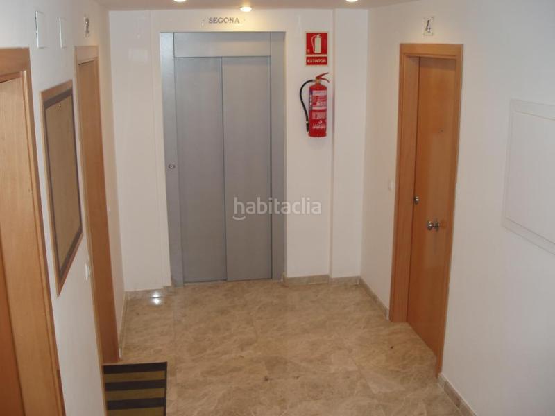 Foto 3b28fbce-9023-4b9c-b0e3-09d3b62a2279. Piso  alquilado con parking en Creu de la Mà Figueres