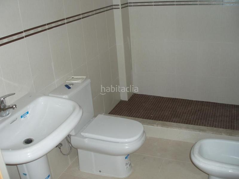 Foto 4308be03-1f51-4985-ab9a-6078bd8df76c. Piso  alquilado con parking en Creu de la Mà Figueres