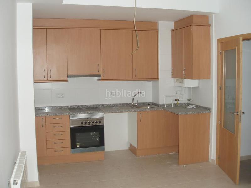 Foto 676a01fd-eaf6-430d-82b2-d88e447ed0ca. Piso  alquilado con parking en Creu de la Mà Figueres