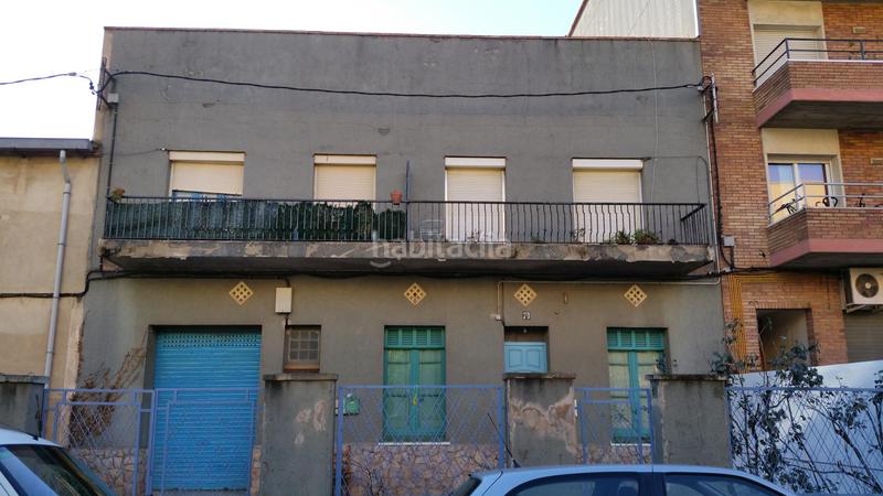 Foto 4a6c977f-3492-4570-9d1b-6308732c3ae6. Edificio en d'avinyonet 73 edificio con tres viviendas alquiladas en Figueres