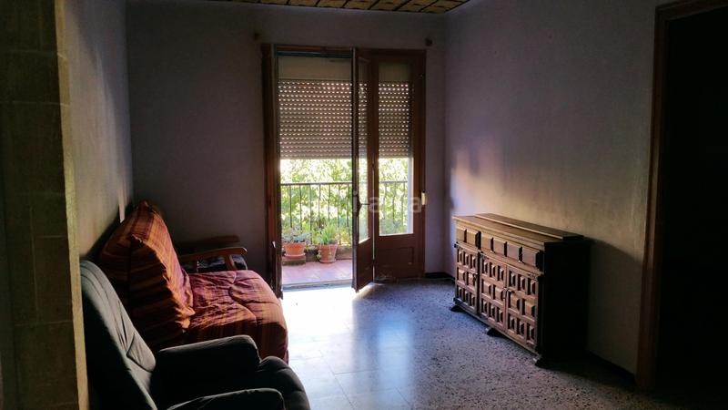 Foto 6ba7ed58-6417-4b5d-b4b0-a2b34ad8e8f6. Edificio en d'avinyonet 73 edificio con tres viviendas alquiladas en Figueres