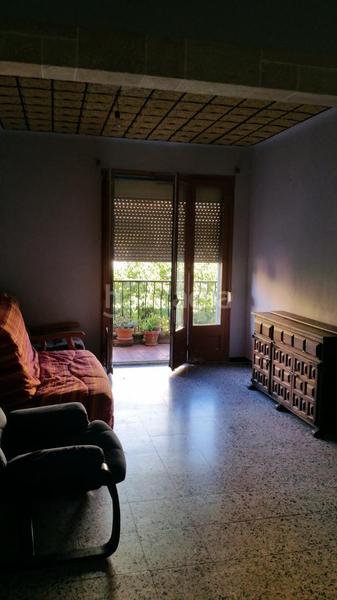 Foto e9d82892-b9f0-4083-b5d9-338e79110cee. Edificio en d'avinyonet 73 edificio con tres viviendas alquiladas en Figueres
