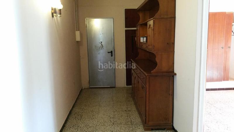 Foto f40fb8e1-a75c-48fd-8d19-d96042614e8f. Edificio en d'avinyonet 73 edificio con tres viviendas alquiladas en Figueres
