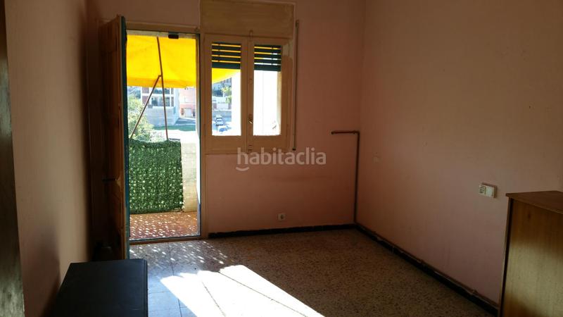 Foto fa06cd2b-fc5a-4fc6-8acf-35939d0a39bf. Edificio en d'avinyonet 73 edificio con tres viviendas alquiladas en Figueres