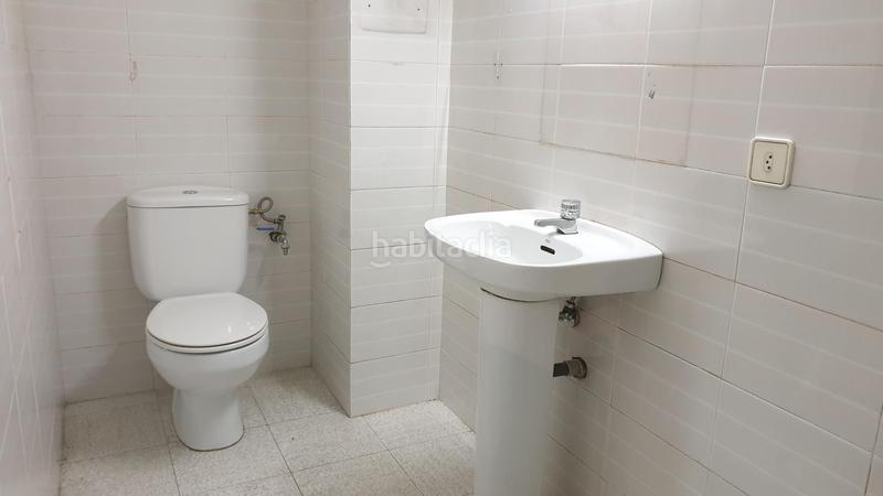 Foto 557b3791-2cf5-4c1a-b4e2-c48896c48c0e. Alquiler local comercial en nou 56 muy céntrico en Figueres