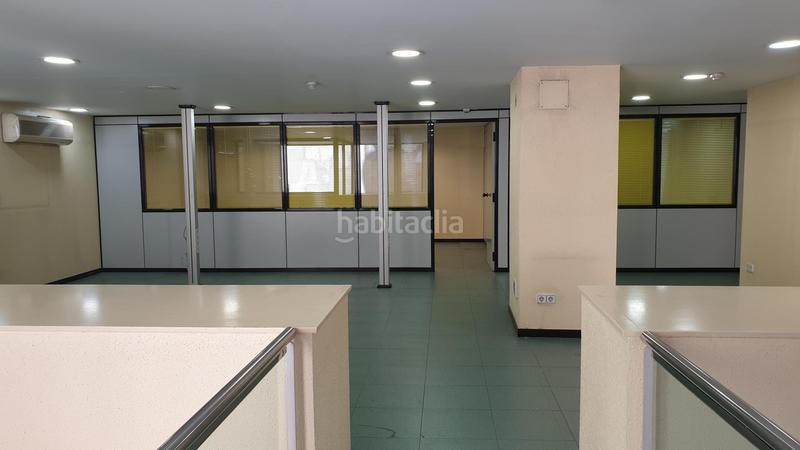 Foto 7dce4cde-0882-4936-bf4f-95f81984c672. Alquiler local comercial en nou 56 muy céntrico en Figueres