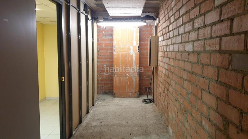 Foto 859460e6-d78a-4881-930c-d84559e221c5. Alquiler local comercial en nou 56 muy céntrico en Figueres