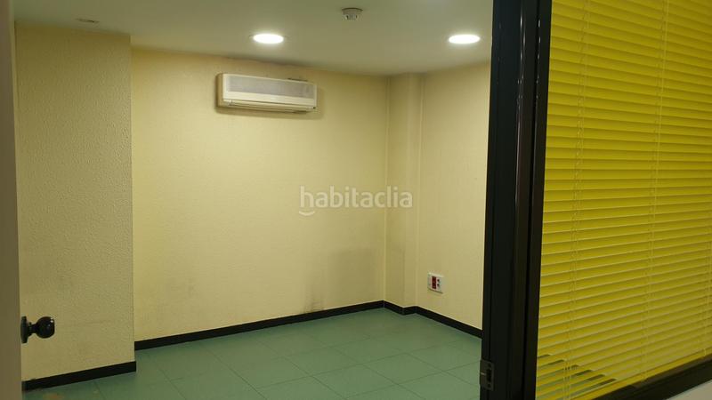 Foto f851bc7f-7b83-4800-ad4a-d5fbdbda3868. Alquiler local comercial en nou 56 muy céntrico en Figueres