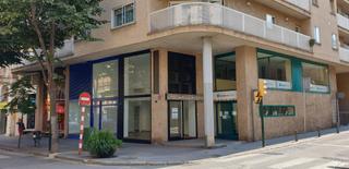 Lloguer Local Comercial a Nou 56. Muy céntrico