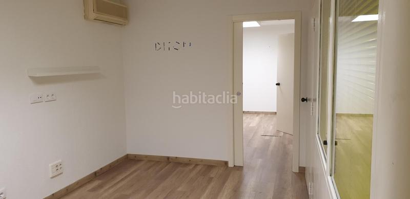 Foto 0811fc6c-26bd-4e9e-87a3-1814ad707539. Location local commercial dans nou 56 dans Centre Figueres