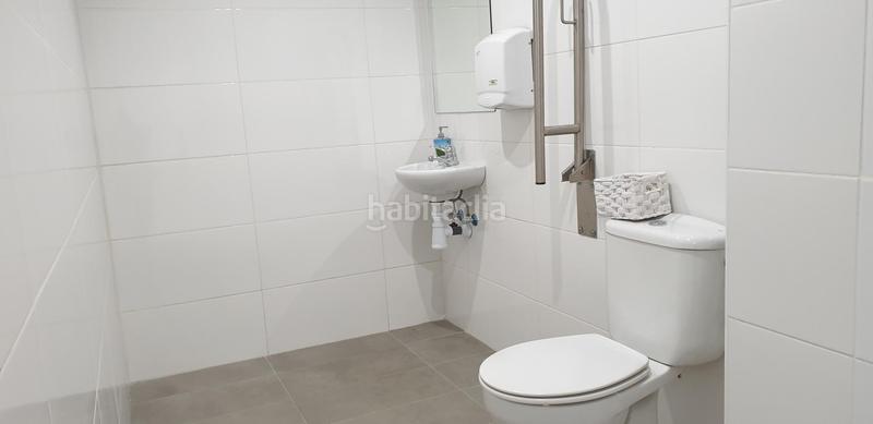 Foto 661ded27-f62b-4b21-899a-660ec105aa20. Location local commercial dans nou 56 dans Centre Figueres