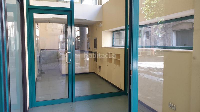 Foto 75da09c4-d1eb-42e9-882a-19e7253c4c93. Location local commercial dans nou 56 dans Centre Figueres