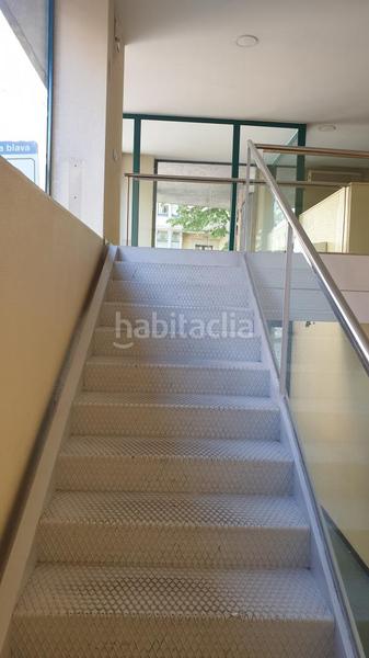 Foto 9ce9747b-3334-41cc-a4e0-24a9bcbf7b0c. Location local commercial dans nou 56 dans Centre Figueres