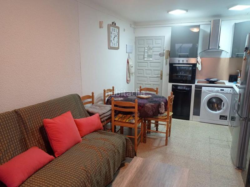 Foto a1c432a1-f515-4367-82cd-b975be756f57. Apartamento en muga-delta 9 apartamento renovado en 1a línea en Empuriabrava