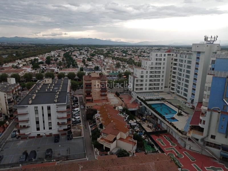 Foto d8f5a94a-47a1-4a51-94c0-4fca09888e81. Apartamento en muga-delta 9 apartamento renovado en 1a línea en Empuriabrava