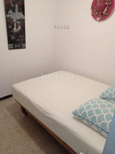 Foto ea523a83-7d18-4ca5-ae39-34dedf21fe18. Apartamento en muga-delta 9 apartamento renovado en 1a línea en Empuriabrava