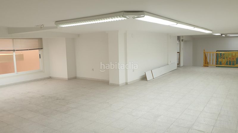 Foto 9a5bec6e-1307-4d2f-9c04-a7d1cd58cf5c. Local comercial en de pere iii 7 local comercial con amplio almacén en Figueres