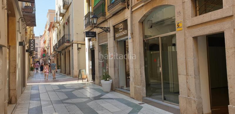 Foto 48879d7d-8bcc-49e4-bb0c-65cf0108e317. Alquiler local comercial en joan maragall 15 local en el centro comercial de la ciudad en Figueres