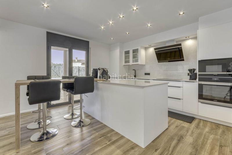 Foto ae2c9906-edab-44f7-b9cb-7095414bc511. Casa in canigó 1 in Cistella