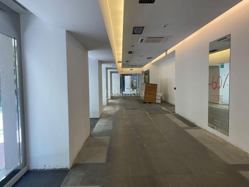 Foto 4af8f60b-6562-4db7-9c41-6b622deeb05d. Lloguer local comercial a joan maragall 18 a Centre Figueres