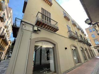 Lloguer Local Comercial a Joan maragall 18. Local comercial en el centro de figueres