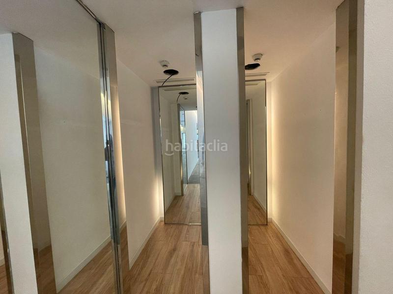 Foto e7066b61-f824-4820-bb6b-aed72e30e826. Lloguer local comercial a joan maragall 18 a Centre Figueres