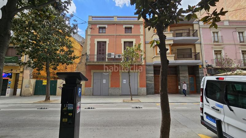 Foto 7464a7a3-eea1-4cd9-a6b2-cceb18f2b7ad. Édifice dans nou 66 dans Centre Figueres