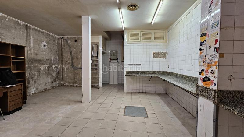 Foto 98d2205e-ae4d-46d1-8f83-02c590003a09. Alquiler local comercial en dels tints 3 local comercial en centro comercial de la ciudad en Figueres