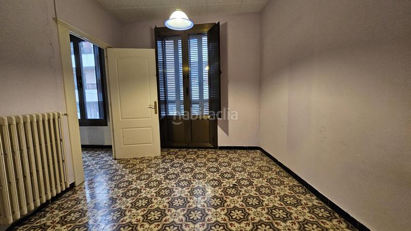 Foto 3fd04a59-9dd5-417e-8da7-cbcafaf6fa4c. Casa adossada amb calefacció a Centre Figueres