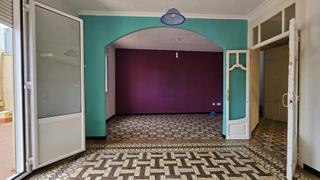 Casa adossada  Méndez núñez. Casa en el centro de figueres