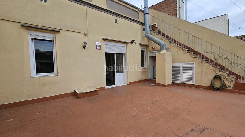 Foto f4076d45-e342-4a1d-b7db-f0fec0f21dec. Casa adossada amb calefacció a Centre Figueres