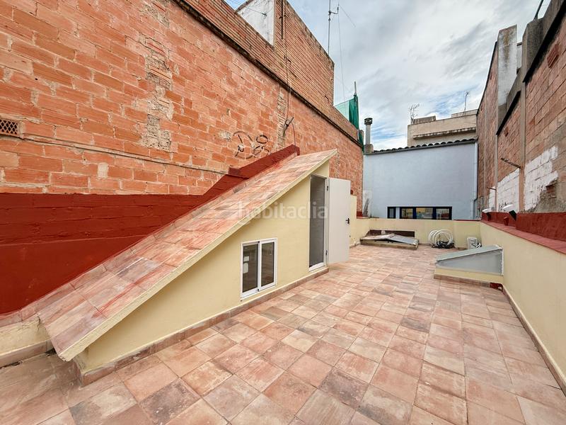 Foto b8fca652-9025-4b27-b364-c2303dd88b2c. Casa a schiera con riscaldamento in Centre Figueres