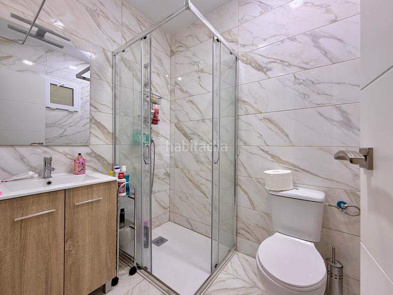 Foto e4f3ea76-0125-47ca-ad3e-283bd1ef8eae. Semi detached house with heating in Centre Figueres