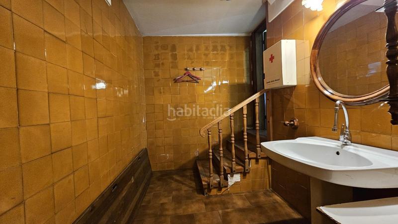 Foto 9365cee3-f3d5-4750-8936-a1f1cf2901b2. Alquiler local comercial centrico disponible 01.09.19 en Figueres