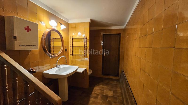 Foto 17ba95e5-2b55-40a9-89fb-cce1e52f3090. Lloguer local comercial a Centre Figueres