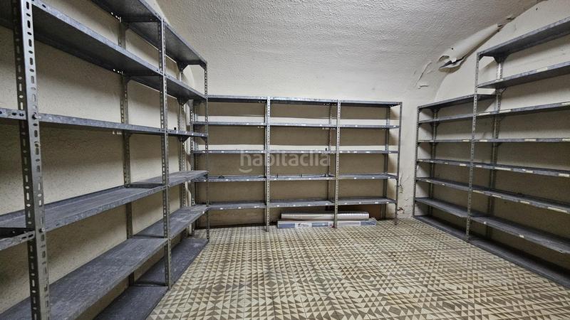 Foto 1cf617e2-6b8e-4c73-b3fc-568386d5a946. Lloguer local comercial a Centre Figueres