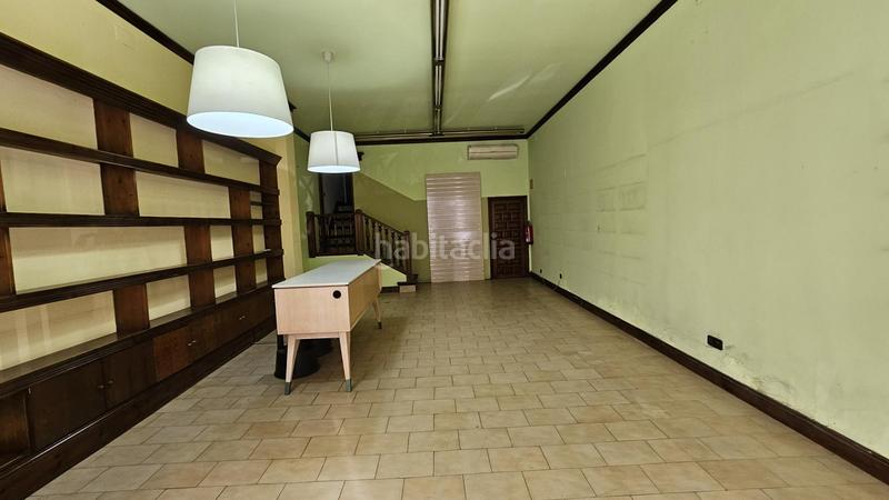 Foto 670aecbb-c4c3-42ed-84a4-e4d949a08725. Lloguer local comercial a Centre Figueres