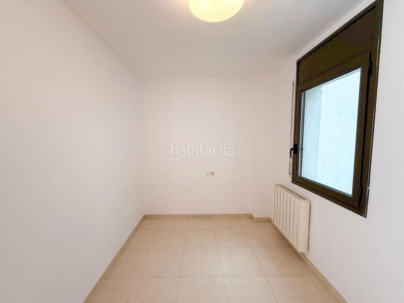 Foto abb34bd7-58dc-4103-a0d2-7401a60ccf20. Piso en progrés 7 piso en venta en calle progres, en Figueres