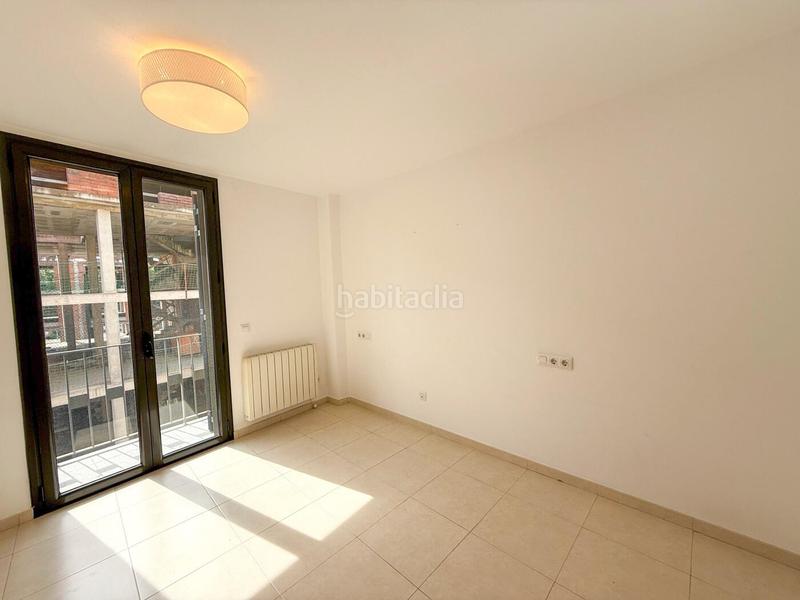 Foto b003e0eb-d040-4904-8eb7-604d0499c02d. Piso en progrés 7 piso en venta en calle progres, en Figueres