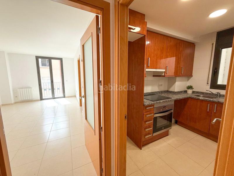 Foto c936761f-6229-492b-a131-18d798e40785. Piso en progrés 7 piso en venta en calle progres, en Figueres