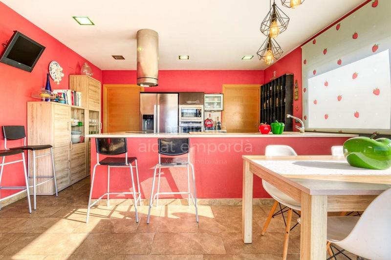 Foto c3a1b335-bd3e-4197-ad07-fdd0bee8d7e2. Casa en vilafant 15 espectacular casa en santa llogaia dàlguema en Santa Llogaia d´Àlguema