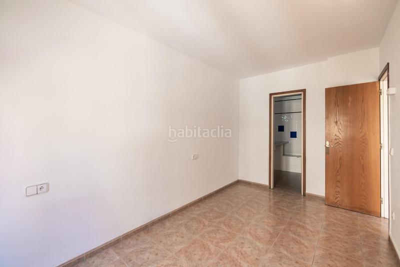 Foto 4003f21a-9e01-4f57-86af-a79d08410899. Etagenwohnung mit heizung in Centre Figueres