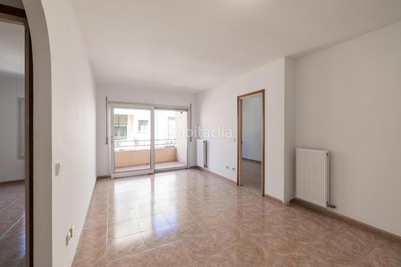 Foto 796bb6c8-668d-46c3-885d-4c8ae0dd621f. Etagenwohnung mit heizung in Centre Figueres