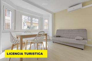 Pis  De rhode. Ubicacin inmejorable apartamento con licencia turstica junto a
