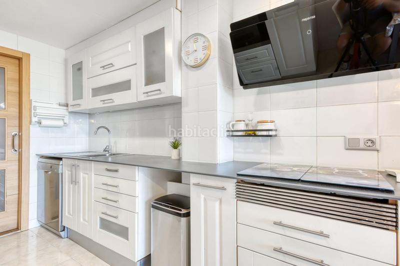 Foto c35bbc47-73ef-4c87-98cd-08d0bb64cc82. Piso vivienda moderna y acogedora con 3 habitaciones en Figueres